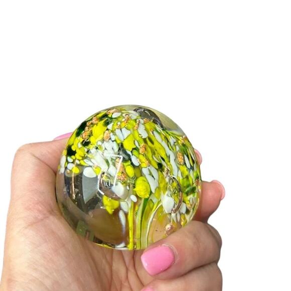 Vintage Yellow Floral Art Glass Paperweight White Accent Design - Picture 7 of 8